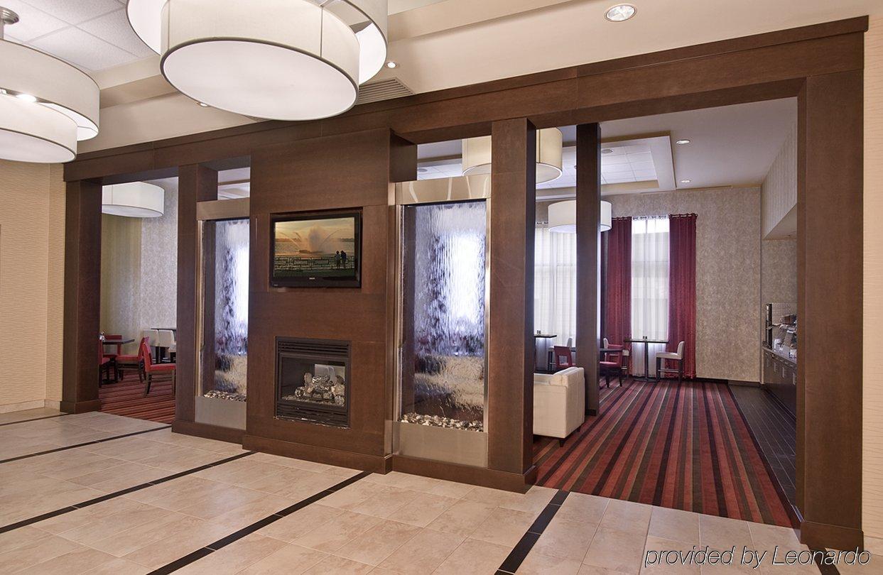 Holiday Inn Express Hotel & Suites Chatham South By Ihg Інтер'єр фото